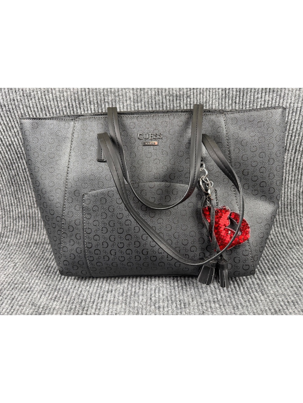 Guess Black Logo Tote Shoulder Bag Large Tassels Lips Charm Triple Compartment